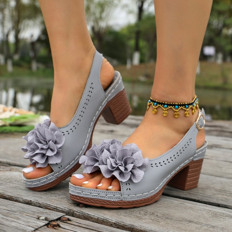Vintage Fashion Heels - Vintage Blumenverzierte Peep-Toe Sandalen für Damen