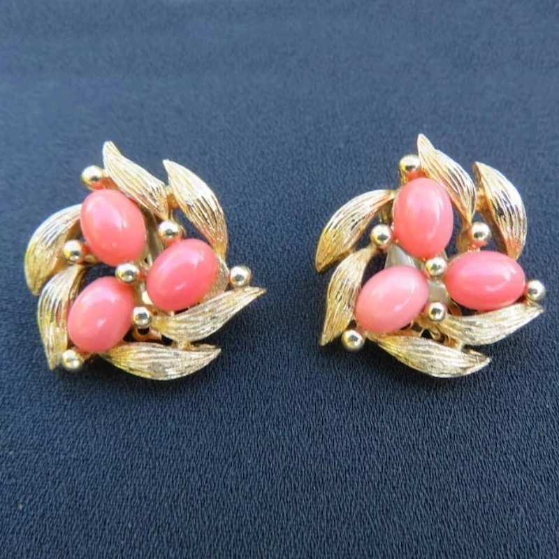 Vintage Fashion Vogue - Vintage-Ohrstecker mit rosa Steinblumen-Intarsien für Damen,