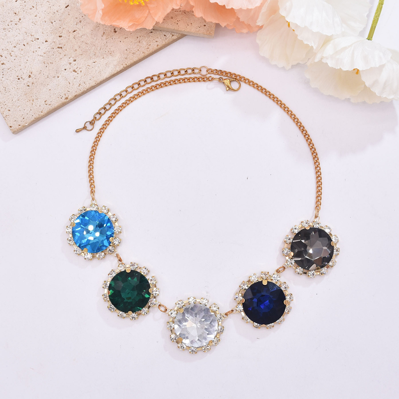 Damen-Halskette mit Vintage-Di – Vintage Fashion Vogue Bewertung und Preis