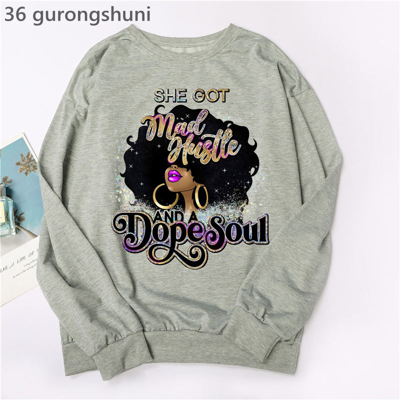 Aquarell Schwarz Mädchen Magie – Turtleneck Knit 90S Bewertung und Preis